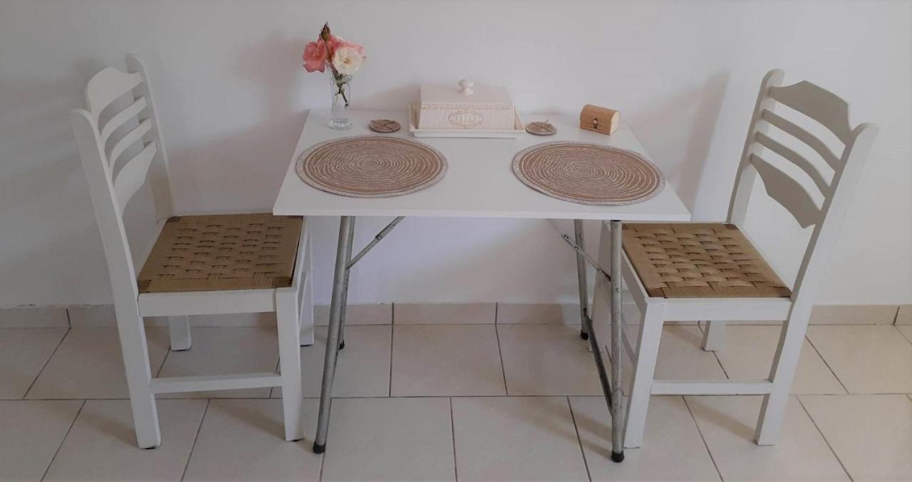Daphnes Apartments Ratzaklion Ngoại thất bức ảnh